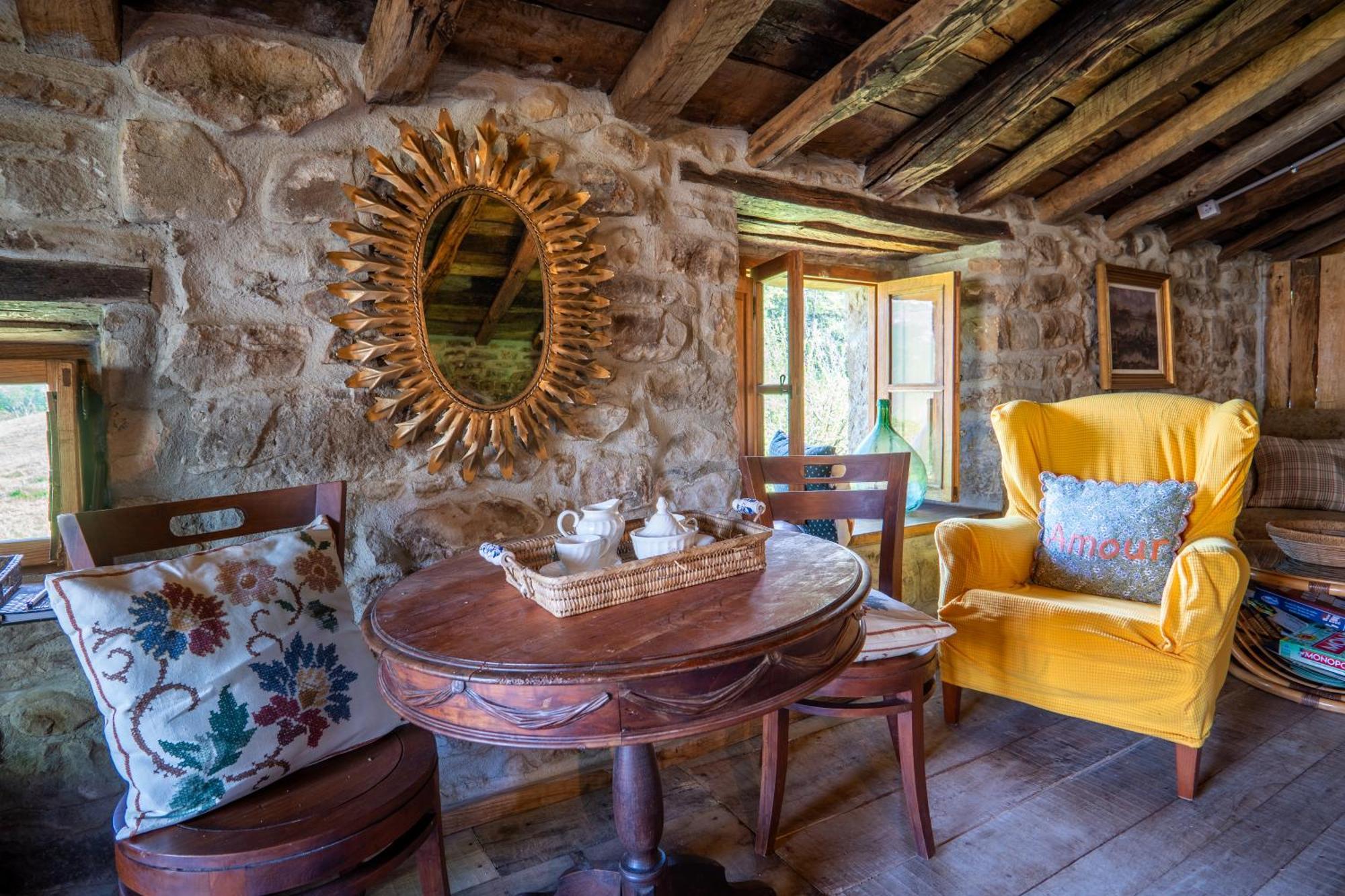 Vivienda Pasiega Lo Lucas 1920 San Roque de Ríomiera Eksteriør billede